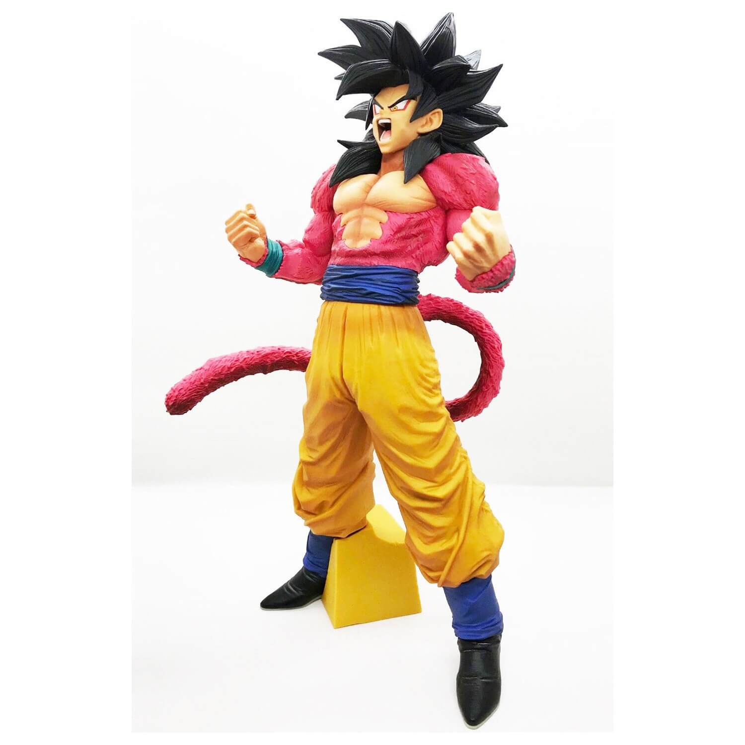 Figurine DBZ Goku Super Saiyan Géante