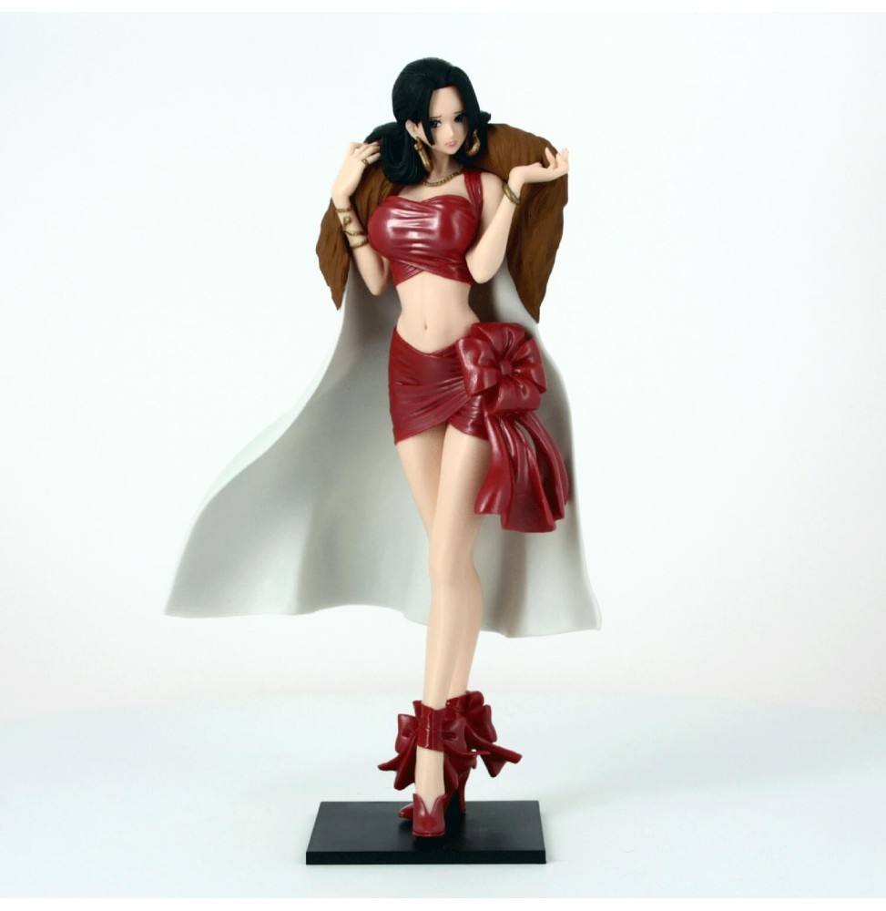 Figurine One Piece - Boa Hancock Christmas Rouge Et Blanche Glitter & Glamours 25cm