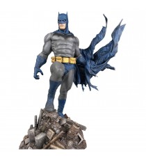 Figurine DC Gallery - Batman Defiant 25cm