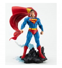 Statue DC Heroes Classic - Superman Pvc 1/8 30cm